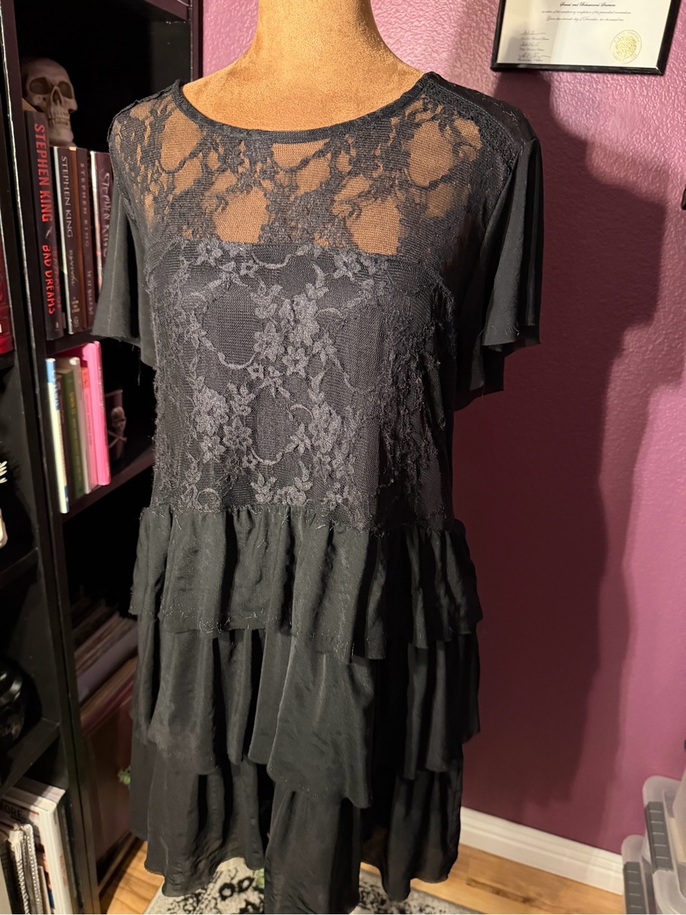 Torrid Black Lace Tiered Short Sleeve top- goth, Fairygrunge